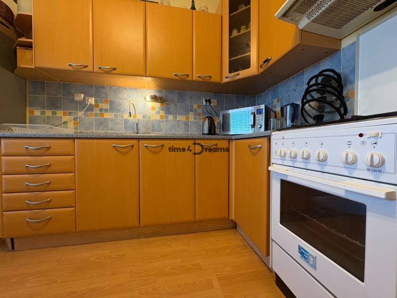 Na predaj: Veľký 3 izb.byt + loggia + pivnica