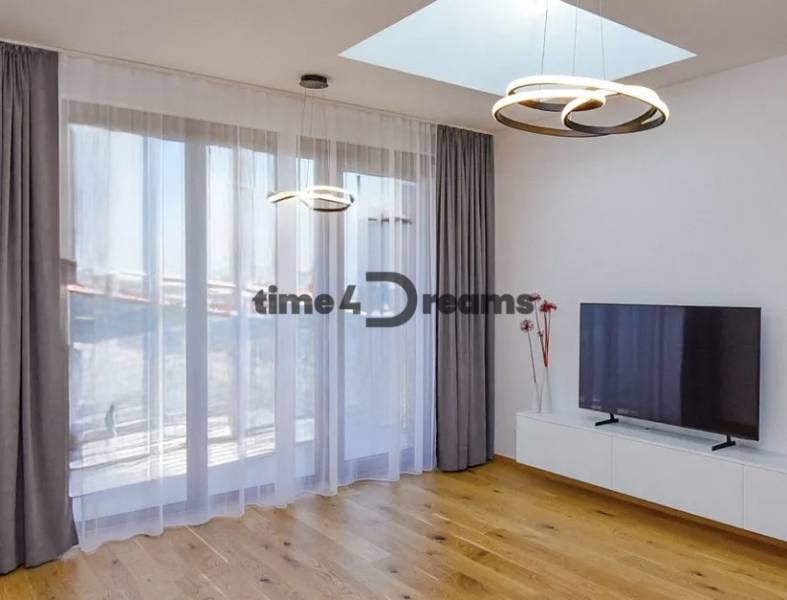 Na predaj: CENTRUM 2 izb.byt po kompletnej novej rekonštrukcii