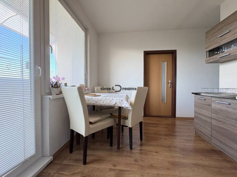 Na predaj: Veľký 2 izb.byt + LOGGIA + ŠPAJZA + PIVNICA