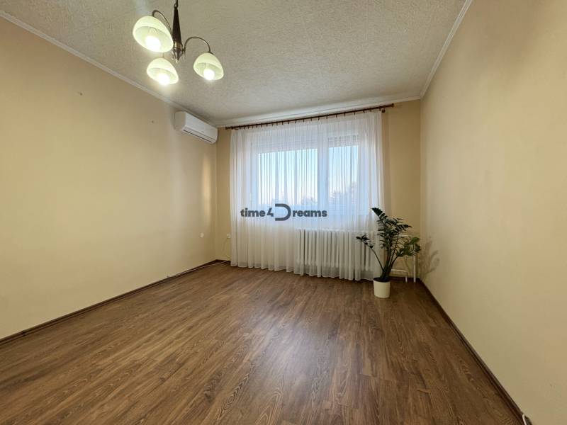 Na predaj: CENTRUM 3 izb.byt + LOGGIA + KLÍMA + PIVNICA