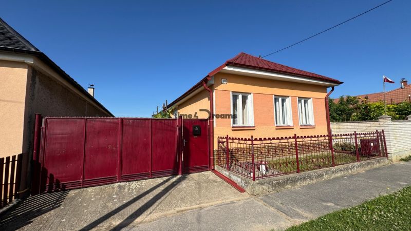 NA PREDAJ vidiecky Rodinný dom - EXKLUZÍVNE