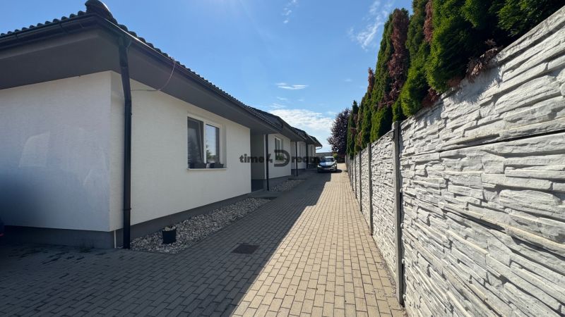 NA PREDAJ Radový rodinný dom v obci Malý Lapáš